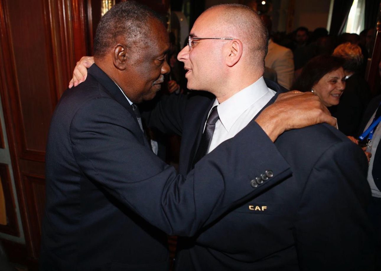 Tarek Bouchamaoui rend hommage au patriarche Issa Hayatou