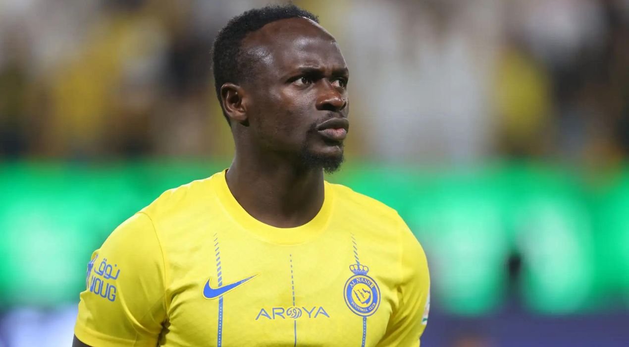 Sadio Mané quitte déjà sa femme et retourne aux affaires