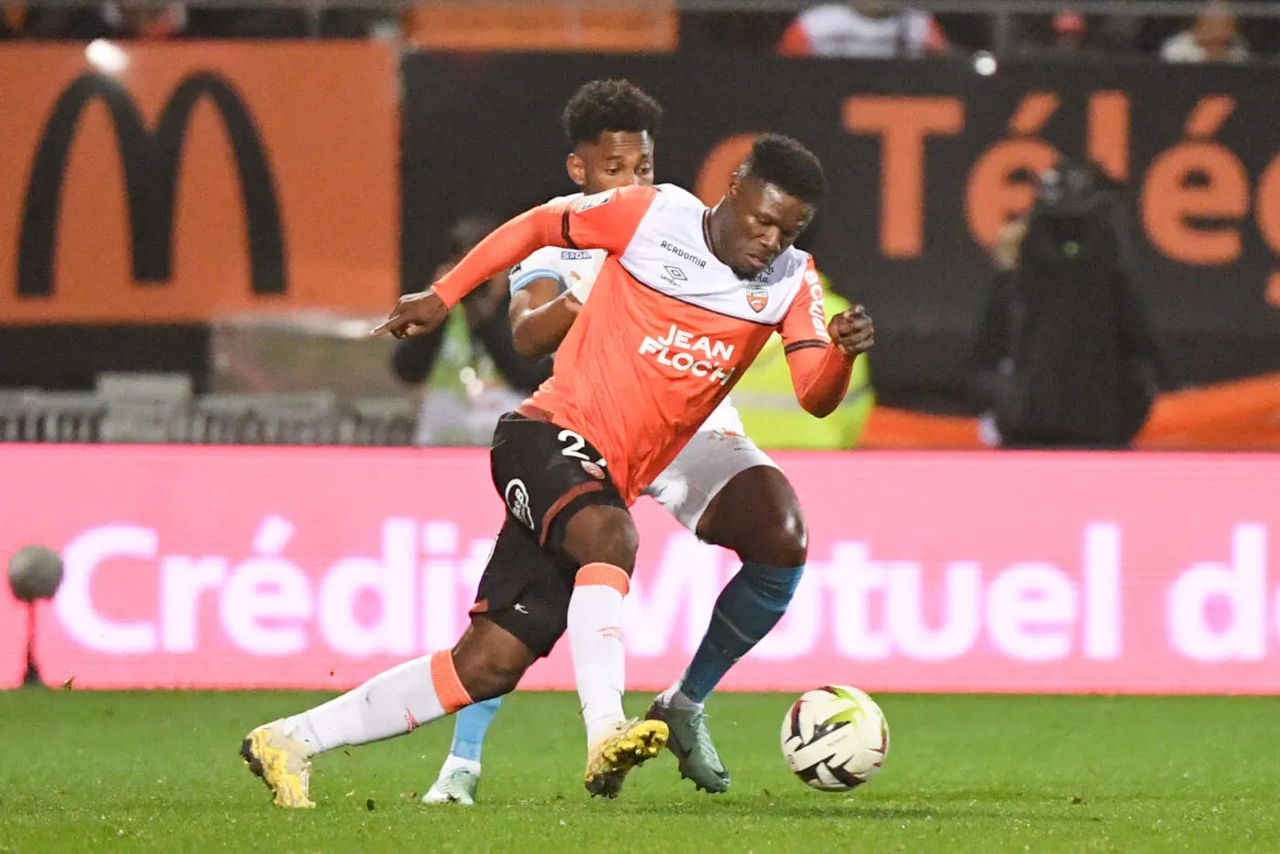 Lorient FC : Tosin Aiyegun fait son grand retour