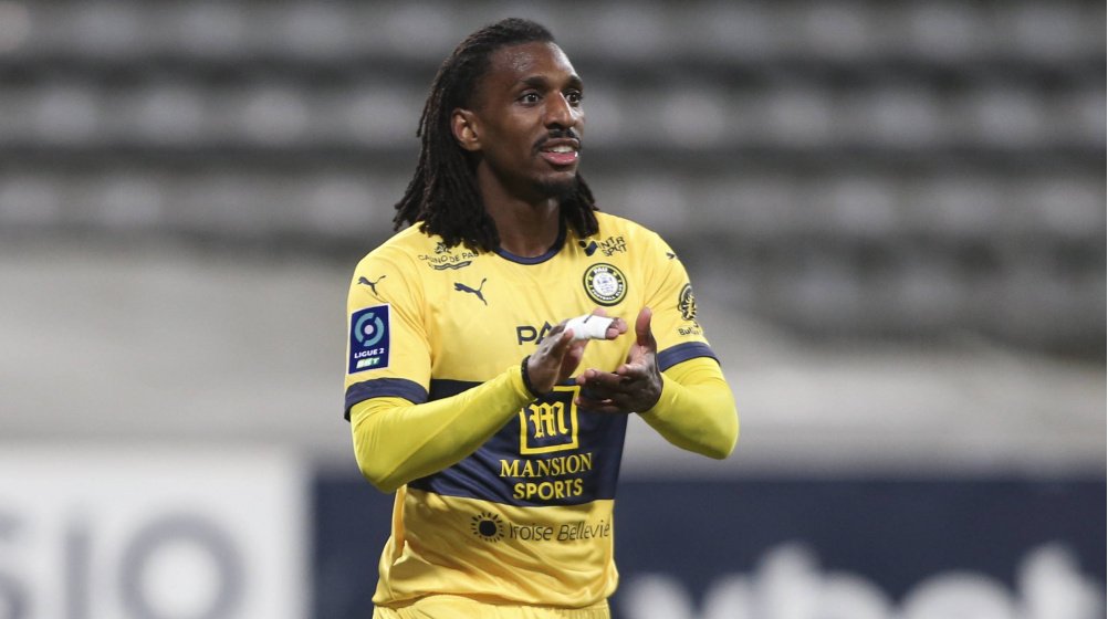 Pau FC : Le béninois Sessi d’Almeida évoque son avenir au club